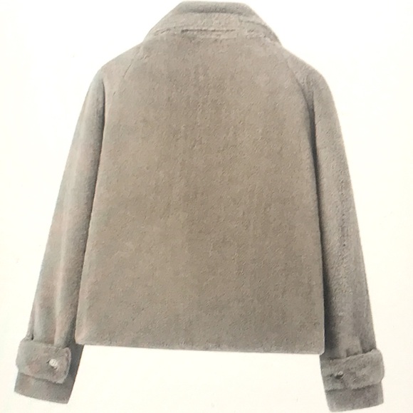 New retro style faux fur jacket - Picture 2 of 4